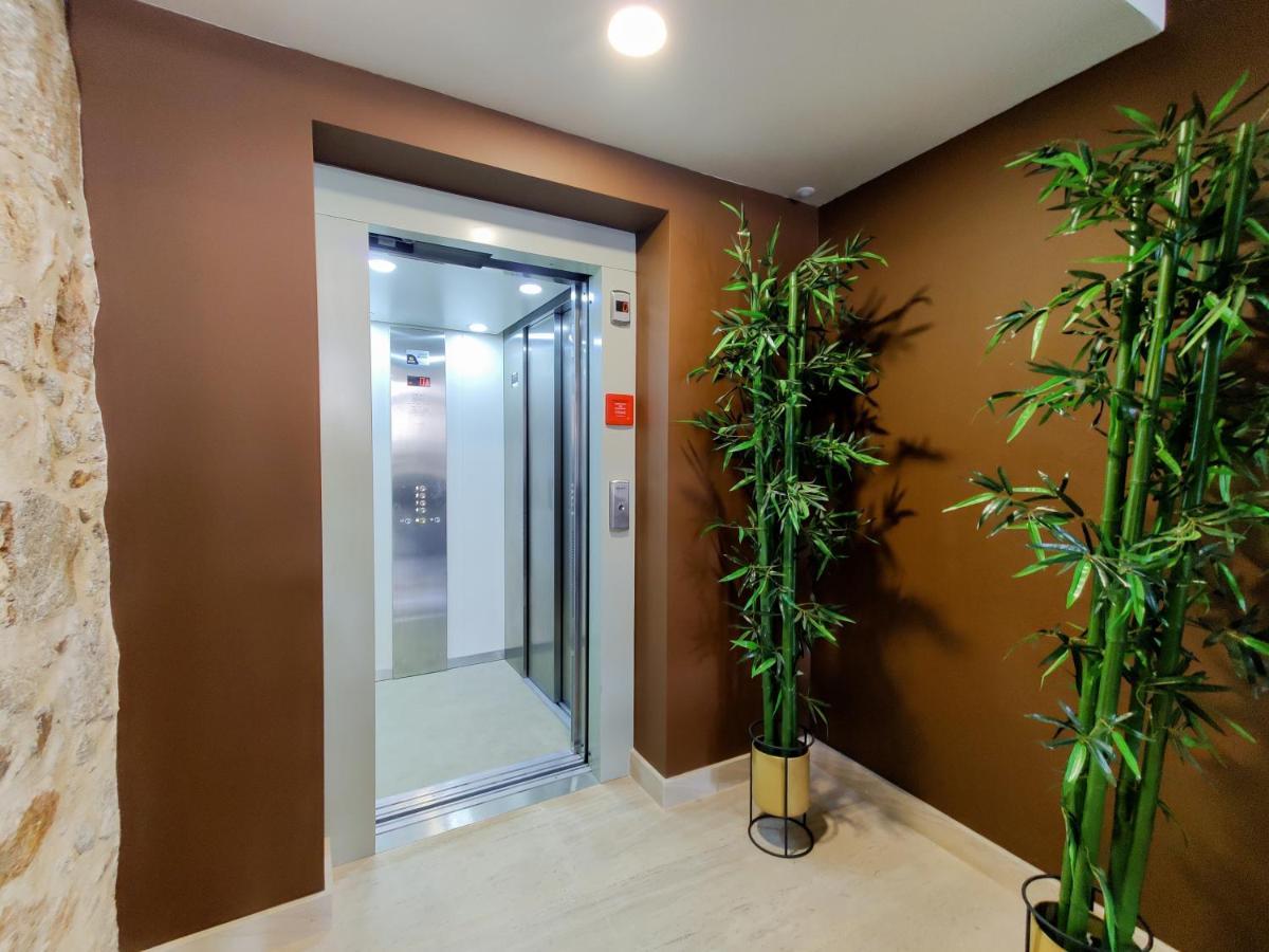 Coutinho Apartment - Modern Ap In The City Centre With Balcony فيانا دو كاستيلو المظهر الخارجي الصورة