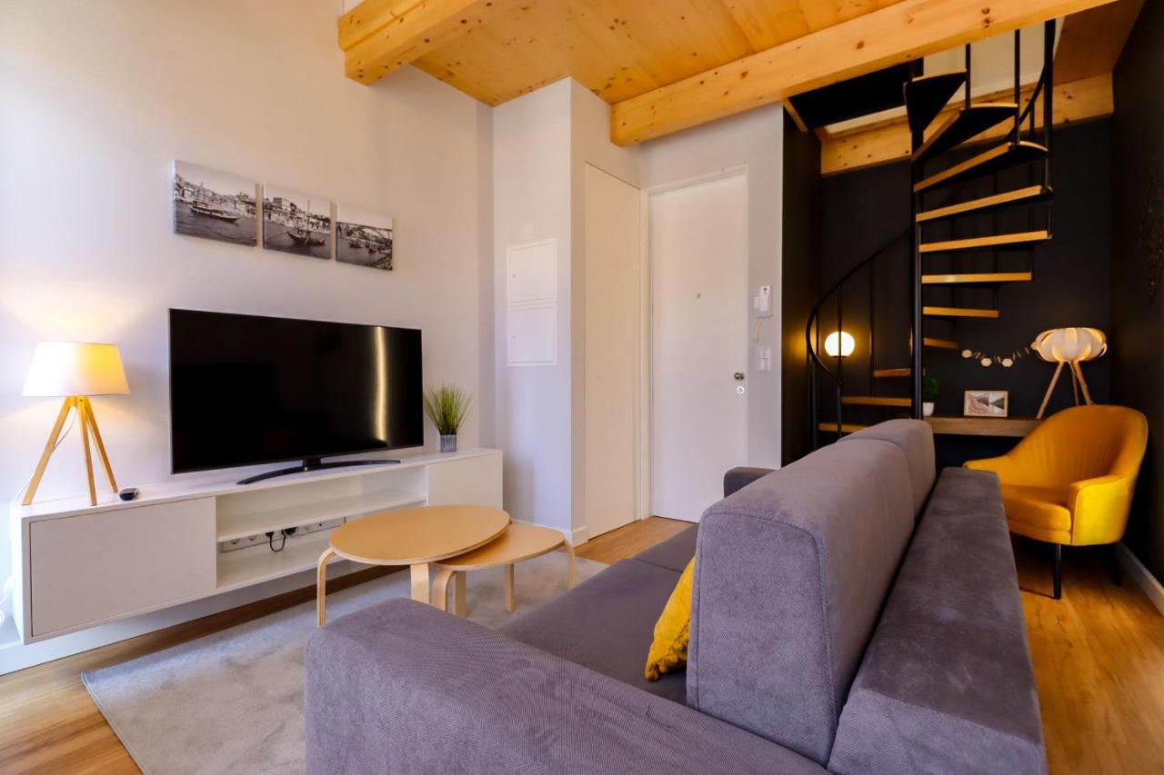 Coutinho Apartment - Modern Ap In The City Centre With Balcony فيانا دو كاستيلو المظهر الخارجي الصورة